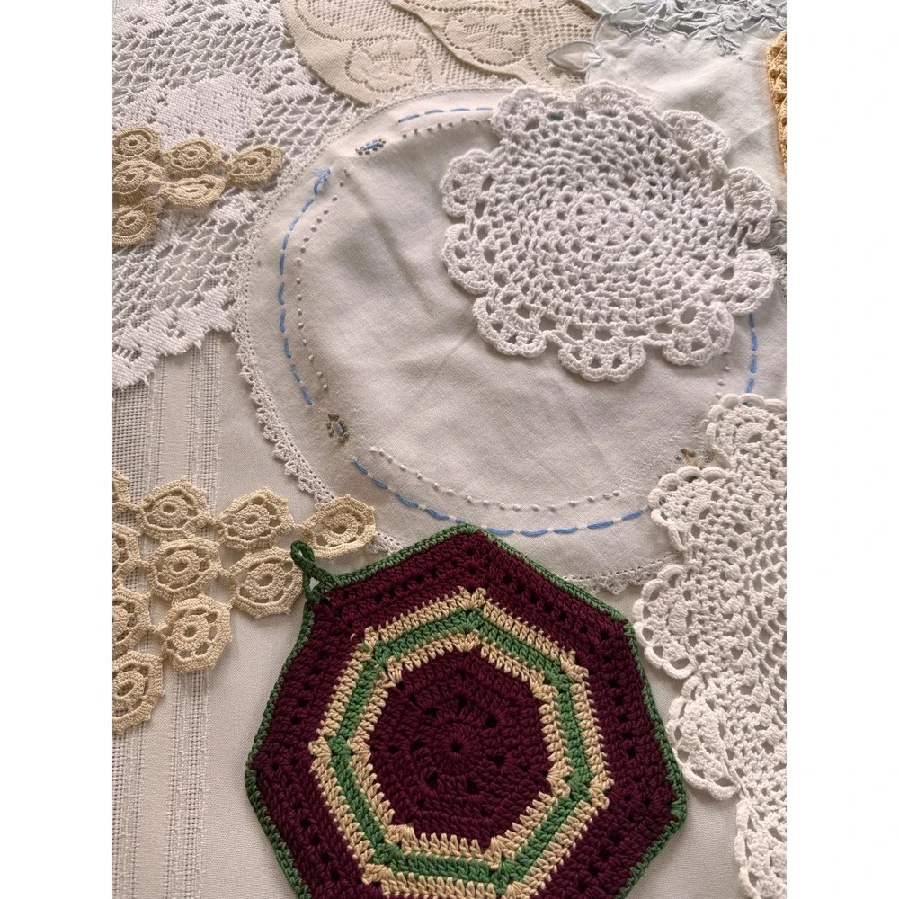 Vintage Crochet Doilies & Embroidered Mixed Lot Table Decor 10 Pieces 1 FREE